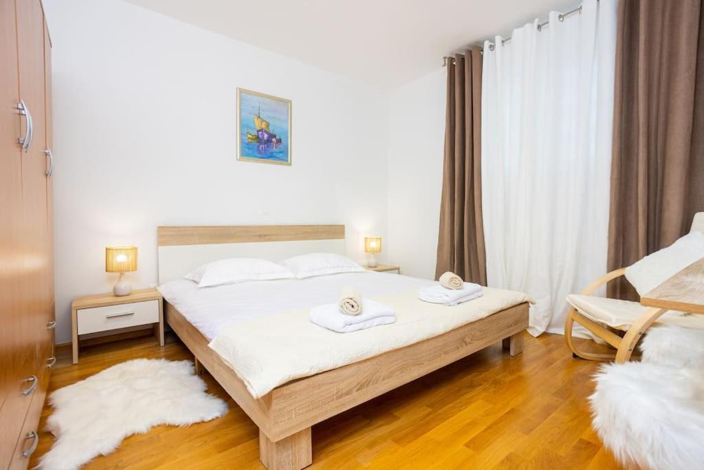 Bella Vista - Cozy Apartments With Easy Check-In And Free Parking Split Zewnętrze zdjęcie