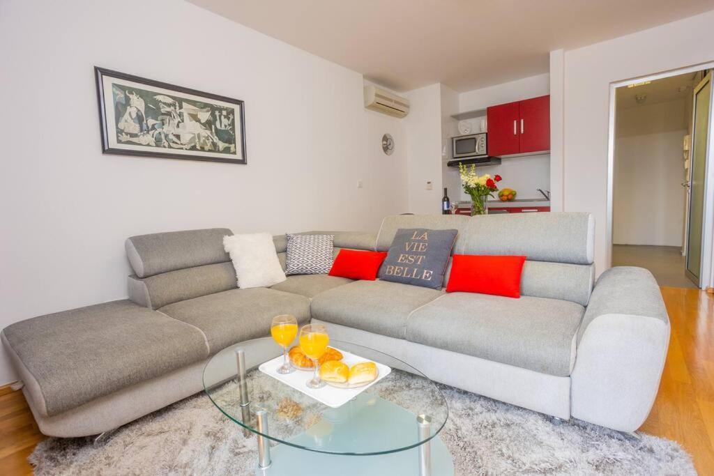 Bella Vista - Cozy Apartments With Easy Check-In And Free Parking Split Zewnętrze zdjęcie