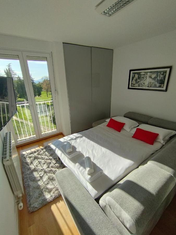 Bella Vista - Cozy Apartments With Easy Check-In And Free Parking Split Zewnętrze zdjęcie